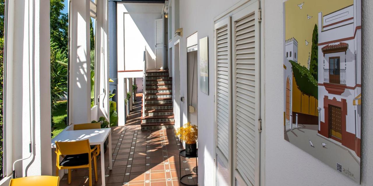 Hotel B&B Casa Arena Sevilla Томарес Екстериор снимка