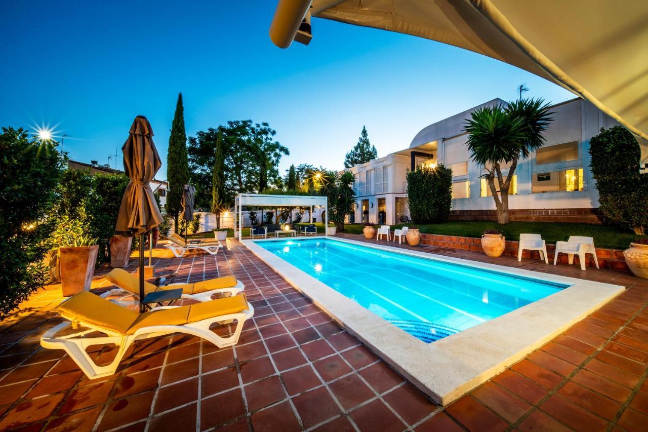 Hotel B&B Casa Arena Sevilla Томарес Екстериор снимка